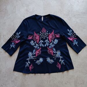 Zara Women's SMALL Navy Faux Suede Floral Embroidered Tunic Blouse Boho Flowers